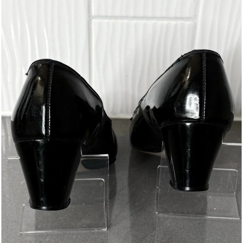 VTG Women's Pump Shoe Black Patent Leather By Charm Step 8M Silver Buckle VGUC
